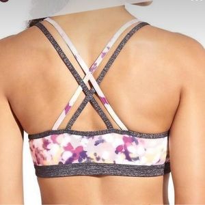 Athleta Full Focus sports bra in Petal print, size XXS